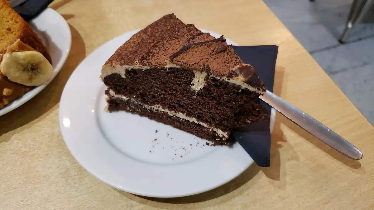 Butterscotch Bakery – cake shop in White City Estate, London